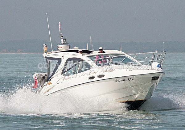 110902 PREMIER CRU IMG_4933 - Motorboats - Hardtop