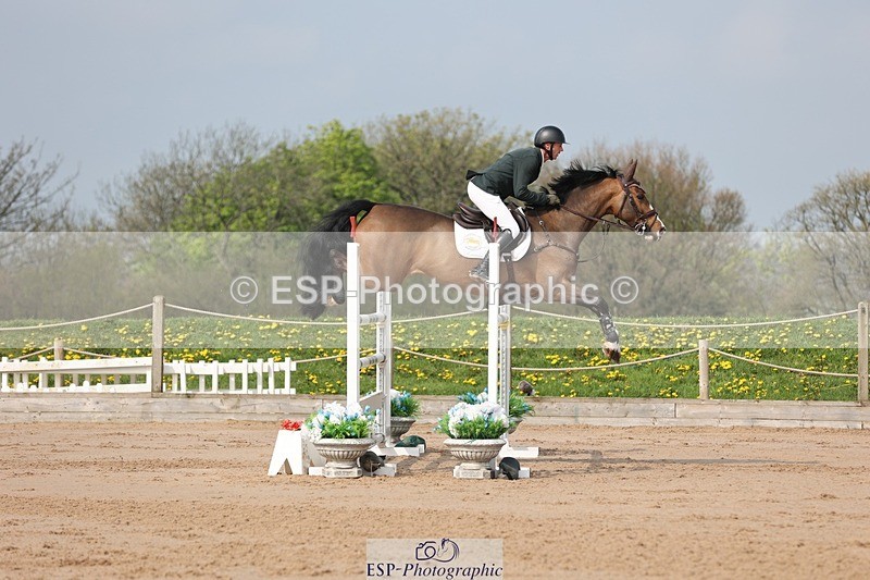 250424-103414-03100 - Cls 33 Young Horse 7yr old