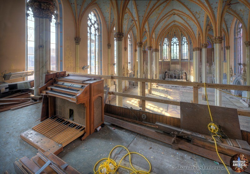 St. Boniface Church (Philadelphia, PA) Organ Console