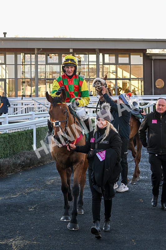 221124-Race 4-Duke Of Luckley-5193 - Race 4