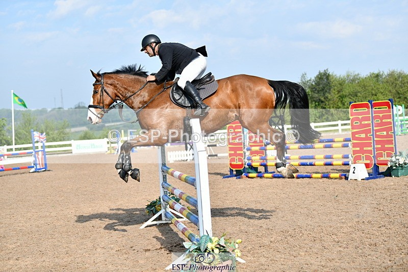 240512A-085722-17033 - Cls 39 British Novice and 90cm Open