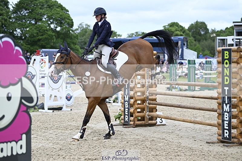 250525A-141005-17745 - C-233-Abbie.Burbidge-FEELING.FANTASTIC