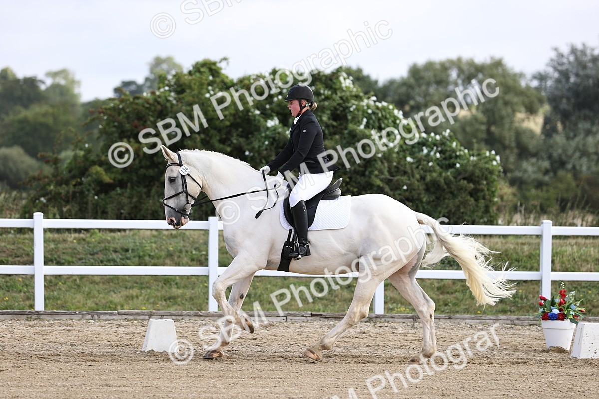 SBM_015370 - Class 14 - Novice 23 - 9.05-10.08