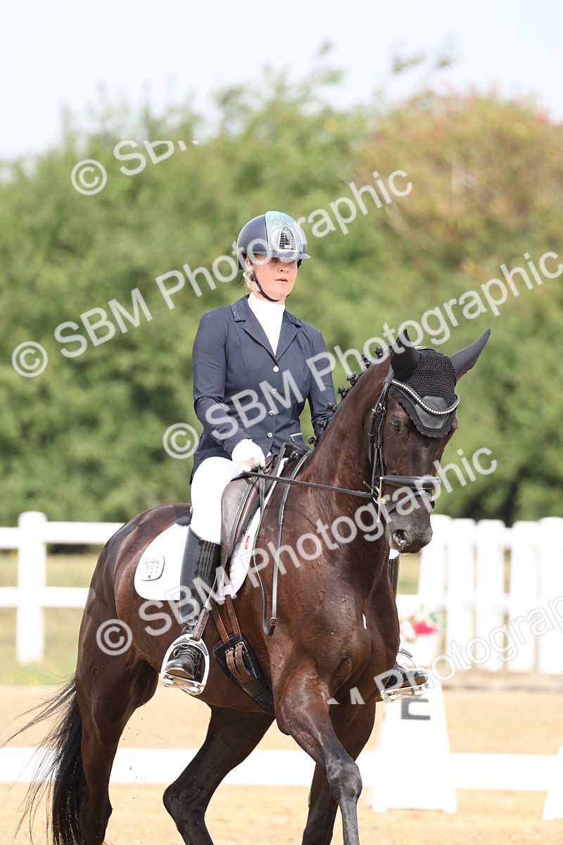 SBM_006206 - Class 6 - novice 6 - 11.50-12.46