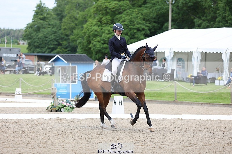 240524-102344-07391 - 261-QUARRY_MAN-Rosie_Ringer