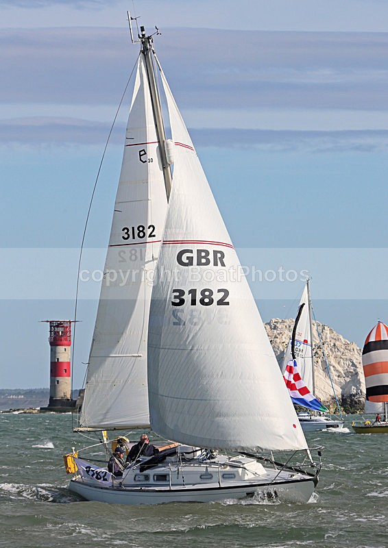 130601 GBR3182 WT7A8260 - ROUND THE ISLAND RACE - 1st June 2013