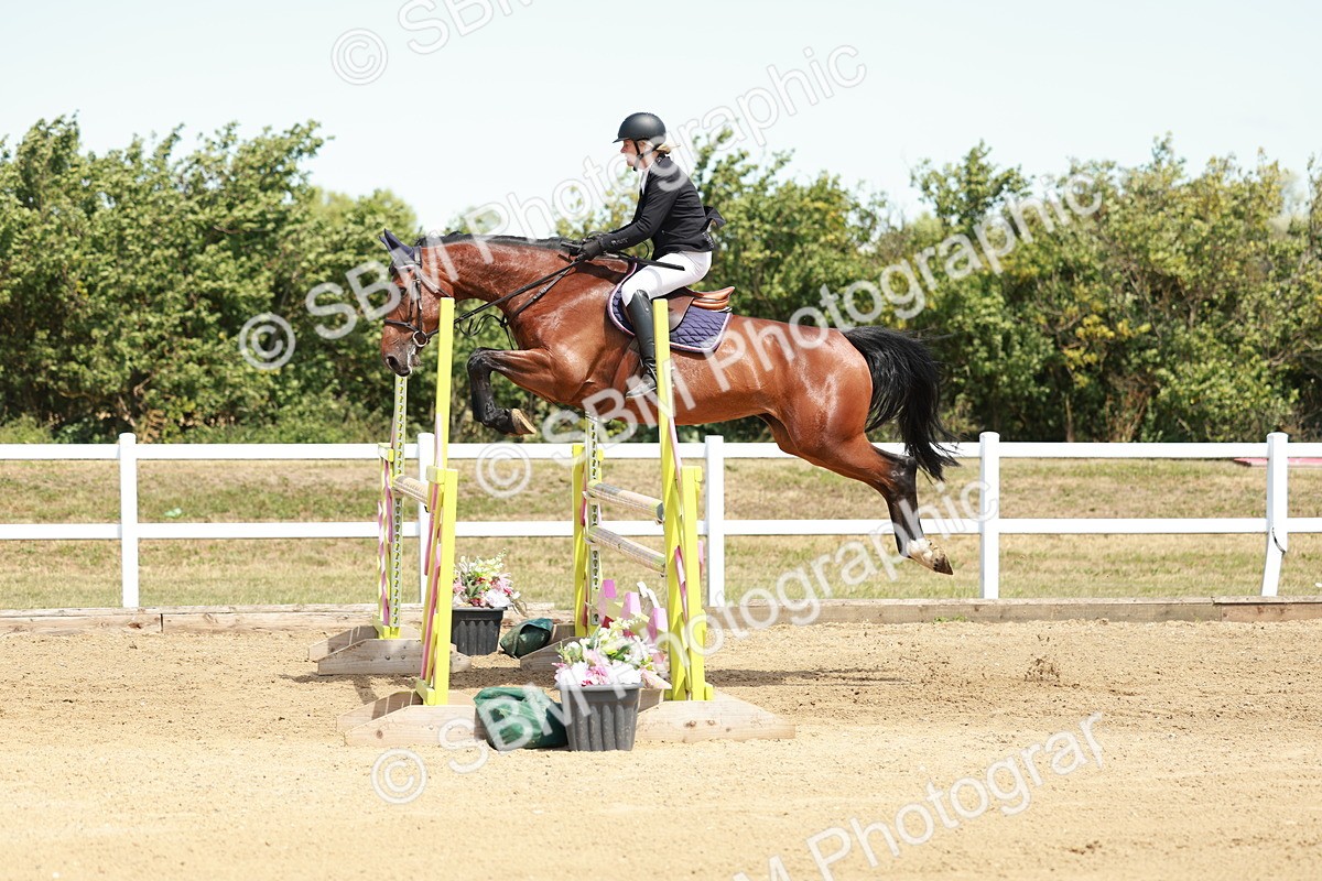 SBM_007398 - Class 3 - Senior Newcomers - 1.10m Open