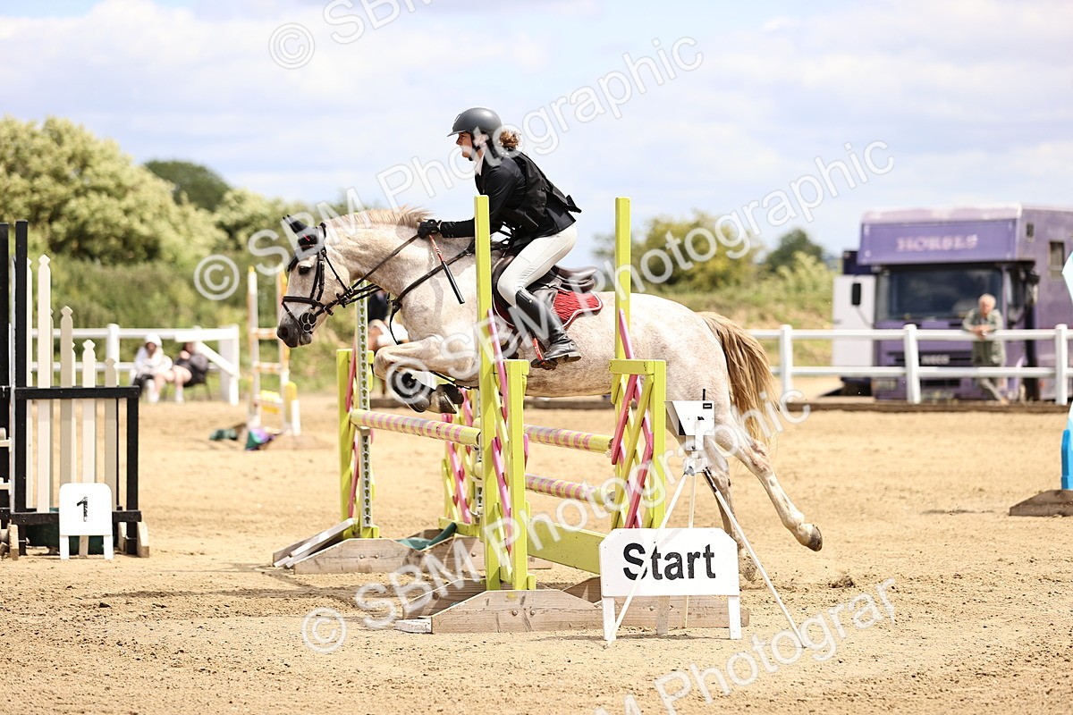 SBM_000064 - Class 3 - 90cm showjumping