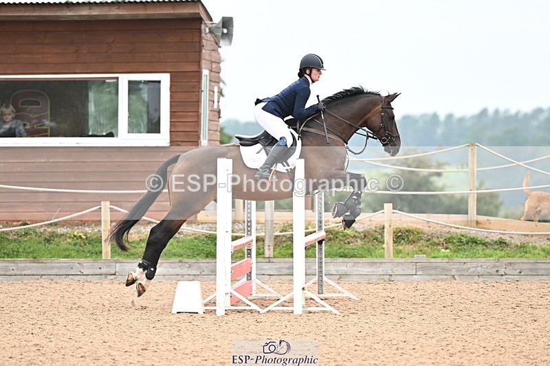 240828A-102246-00077 - Cls 1 Snr British Novice and 90cm Open