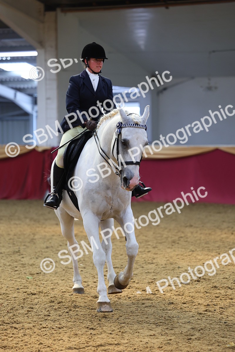 SBM_24620 - Class 906 - Supreme Final - Ridden Pre Vet