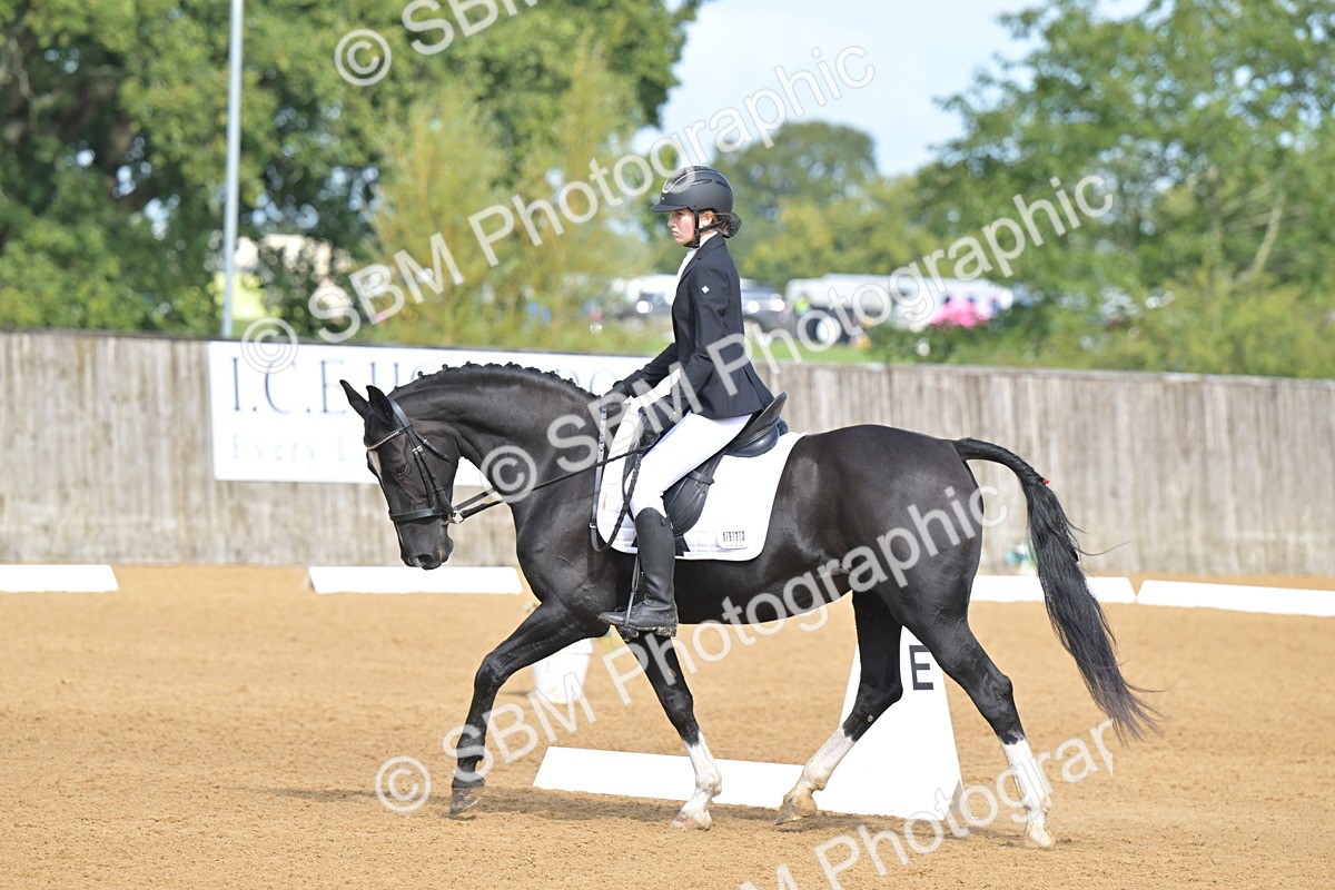 SBM_03765 - D2 - Small Tour Championship Intro 2