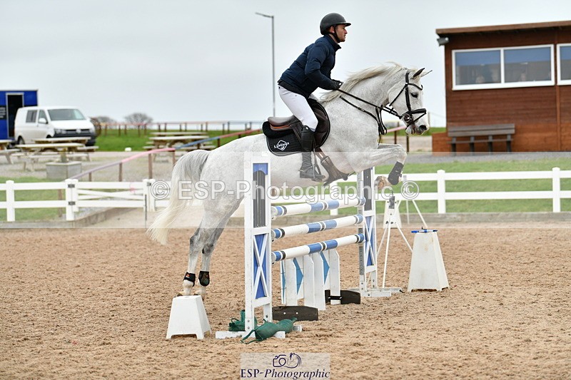 240112A-121817-00676 - Cls 5 Newcomers and 1.10m Open