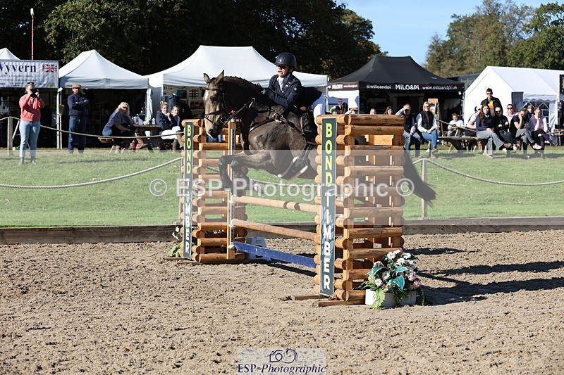 241027-114458-16966 - 319-Neve.Webber-MR.BUZZ