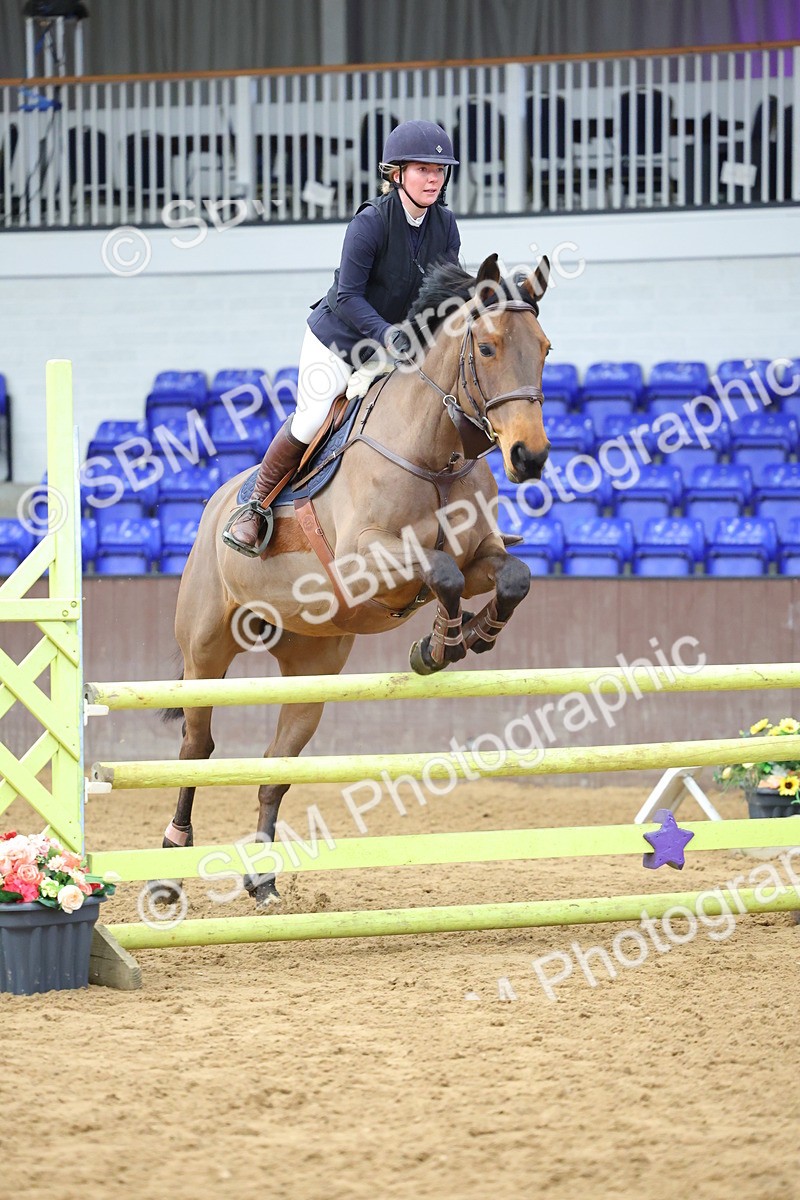 SBM_009707 - Class 20 - Senior British Novice/ 90cm Open - First Round (0.90m)