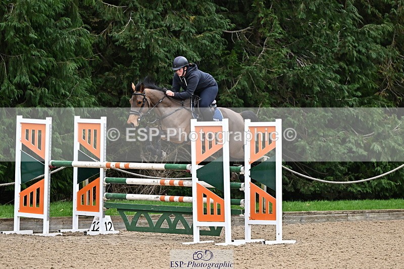 250201A-143815-00993 - Cls 04 Local Horse 120cm