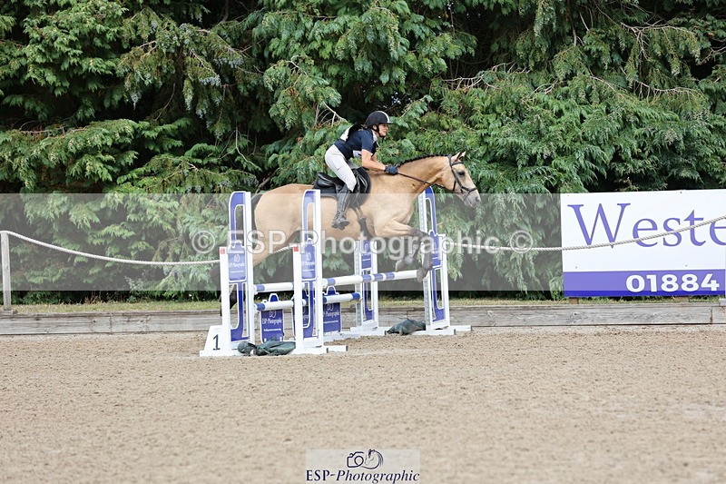 250803A-152440-15754 - Q-751-Fiona.Lewis-BALLYANNY.BUTTONS