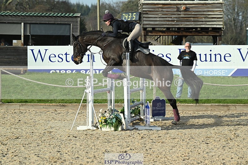 250309A-155844-02229 - Cls 03 90cm 15.05 to End