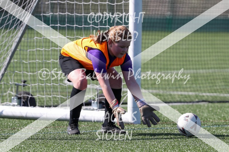 1DX20315 - 2026-03-21 FC Abbey Meads U9 Purple Girls V Stratton Juniors FC U9 Pheonix Girls