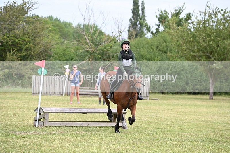 WJ6_6497 - 60cm XC Time 10:17 to 10:49