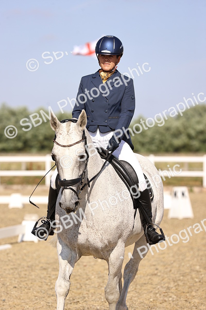 SBM_008684 - Novice 5 - 08.30-9.33