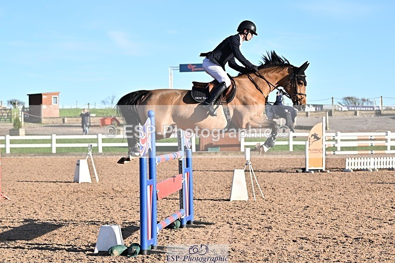 241120X-134639-00605 - Cls 05A&B Snr Fox & 120 Open