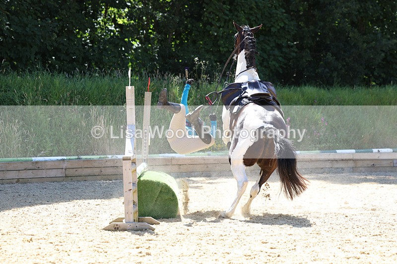 3E7A7051 - Class 2: 70cm