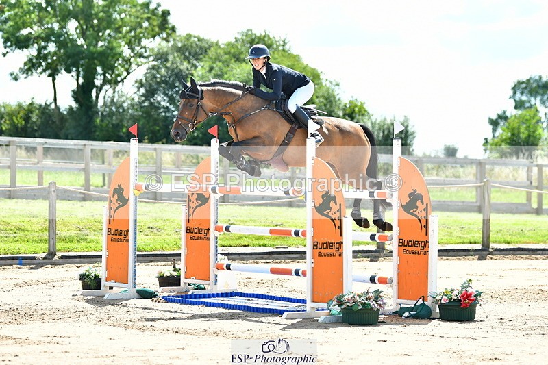 230720A-105907-02033 - Cls 5, 2 Star Medium 1.35m