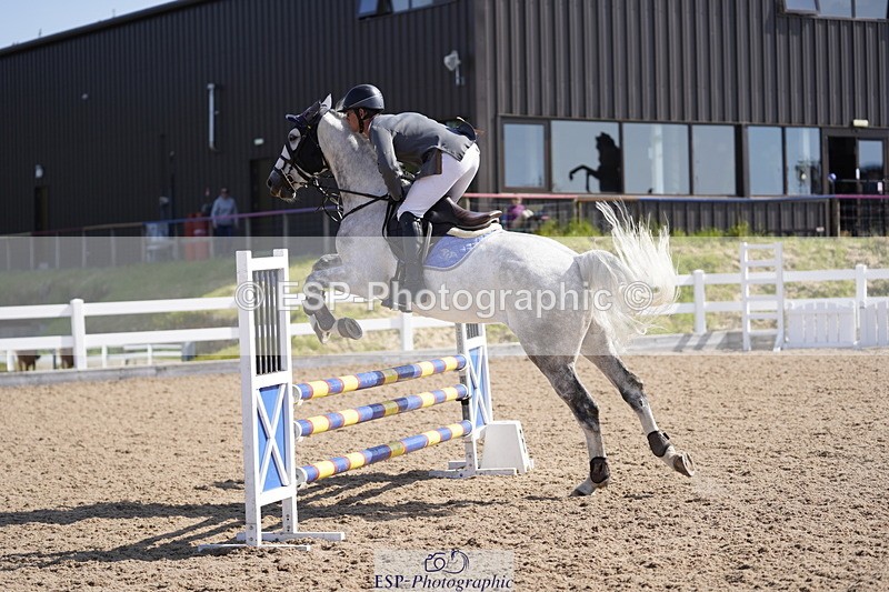 230527A-094912-03430 - Cls 19 British Novice & 90cm Open