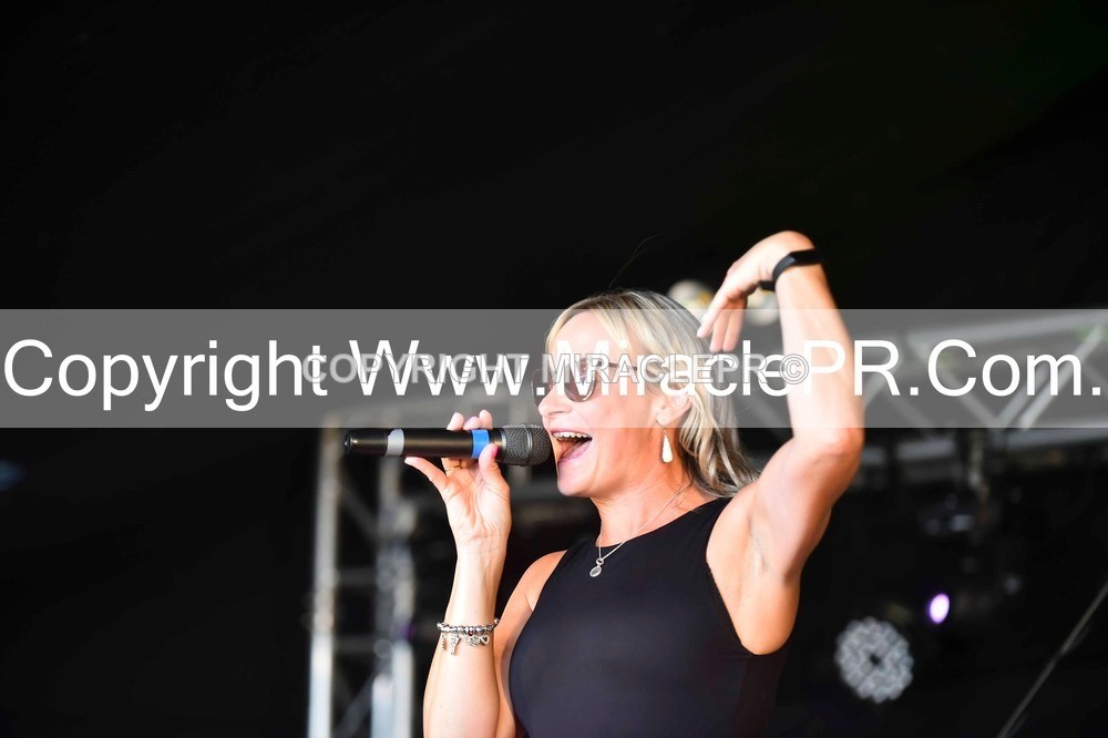 SH4_0761 - Lisa Winwood