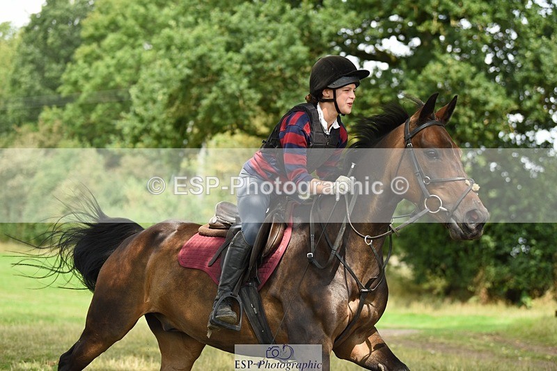 230817-135714-02105 - Kay's 1st Group - XC