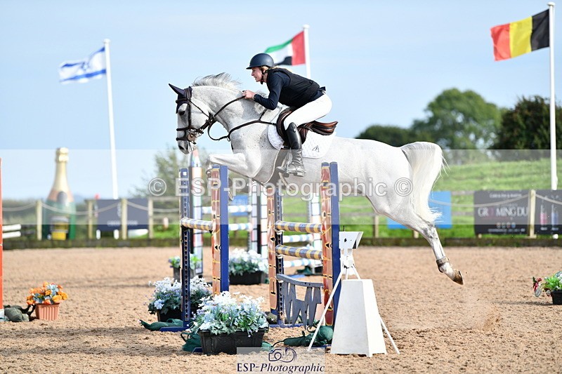 240915A-164622-11101 - Cls 30 Snr Foxhunter