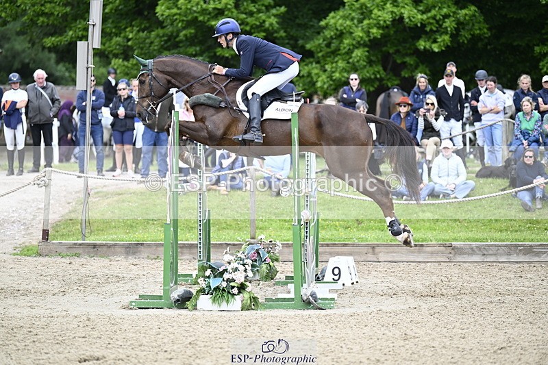 250525A-104016-15490 - A-007-Joshua.Levett-HUBERTHUS.AC