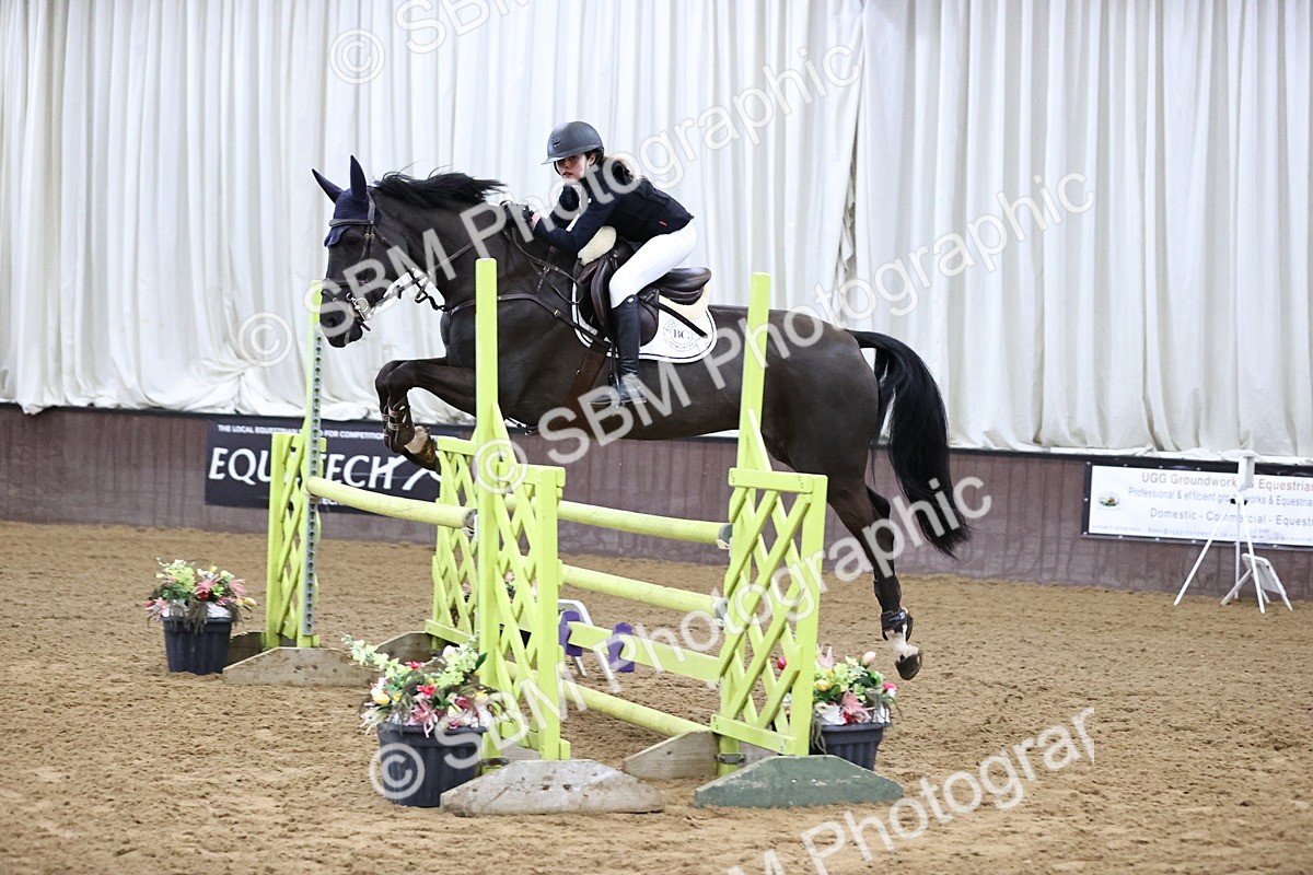 SBM_001472 - Class 4 - Senior Newcomers - 1.10m Open