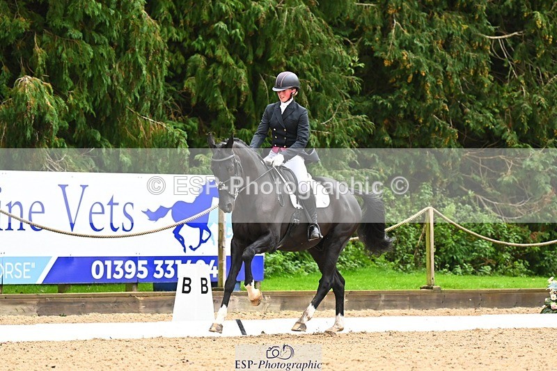 231021-121052-14917 - 243-CALZINI-Evelyn.Titterton-DR