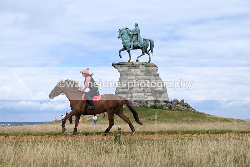 DSC_6789 - Time at Statue 12:45 to 13:15