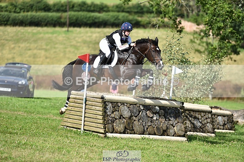 240803-161514-09216 - 269-Lauren_Dawson-BLAKNEYS_DAISY