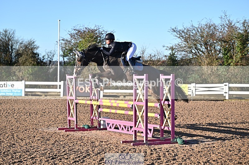 251203-100742-00073 - Cls 1 British Novice and 90cm Open