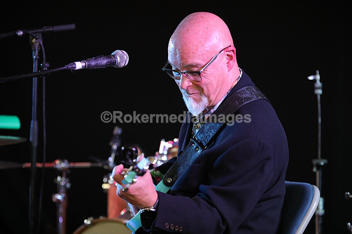 FOLK N BLUES-386 - FOLK and BLUES SEPT 2022