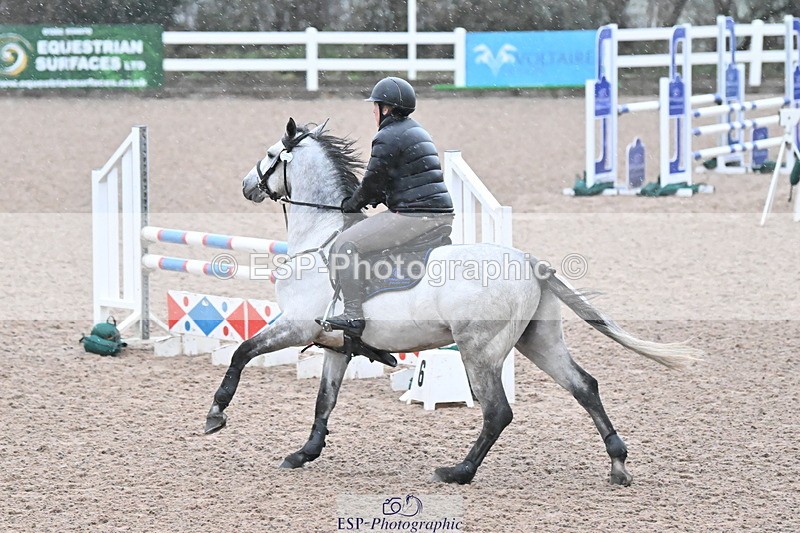 231210A-090100-02016 - Cls 15 British Novice