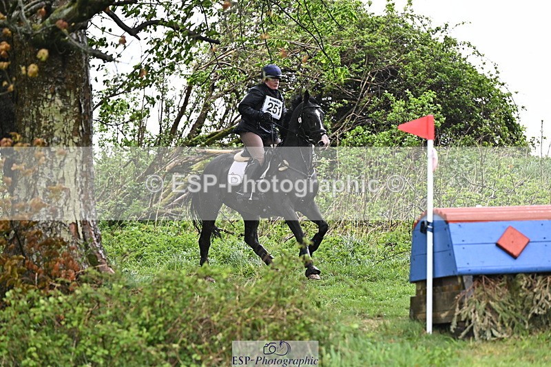 250418-140904-05436 - 251-Charlotte.Rowe-HEVANS.ROYAL.REVOLUTION