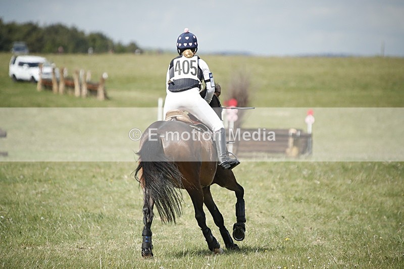 BVHT 140517  NXC -322 - Class 2 XC Novice 14/05/17