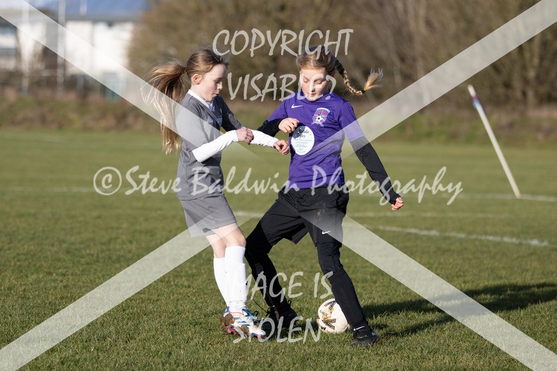 1DX30802 - 2026-01-17 FC Abbey Meads U9 Purple Girls V Develop FC U9 Girls