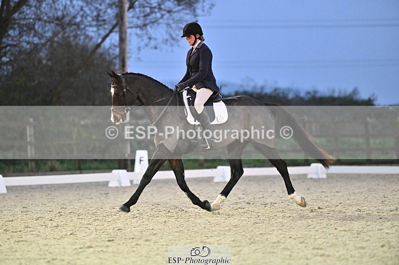 241103-164755-03422 - Novice 1 - 16.18 to 17.50