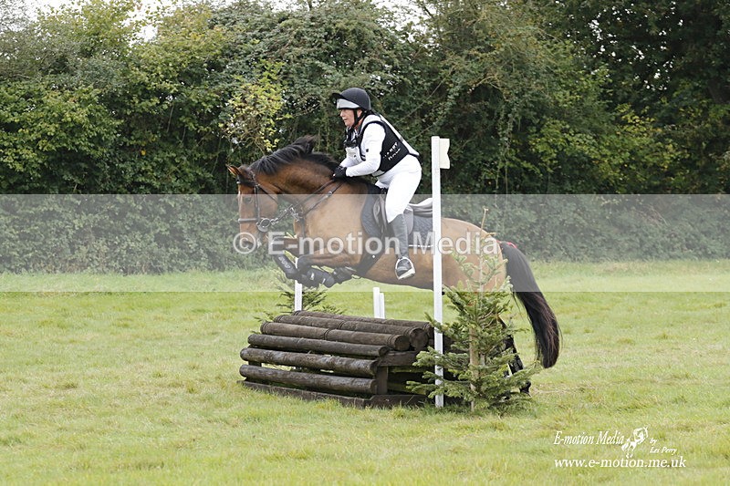  WWHT 171021 2225 - Novice Pairs (0.80m)  17/10/21