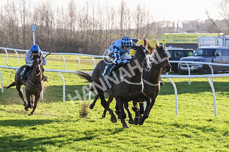 010124-Race 1-Backbyjet-0564 - Race 1