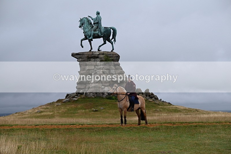 DSC_2437 - Time at Statue 12:34 to 12:56