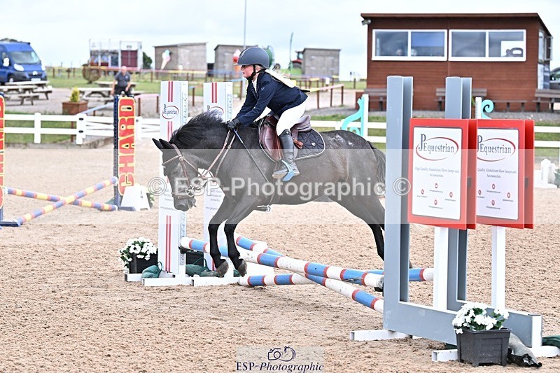 250729-143214-00010 - Clear Round and 60cm