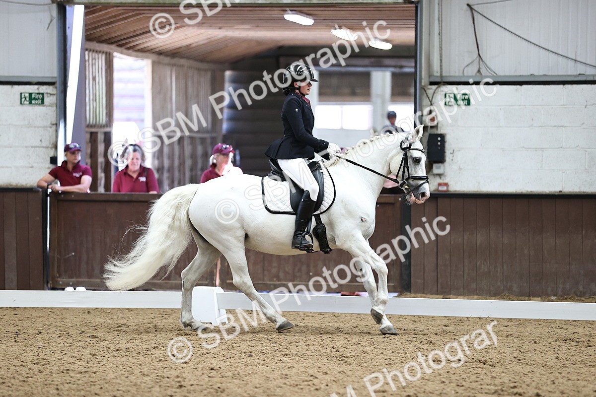 SBM_001995 - Novice 4 - 11.15-13.22