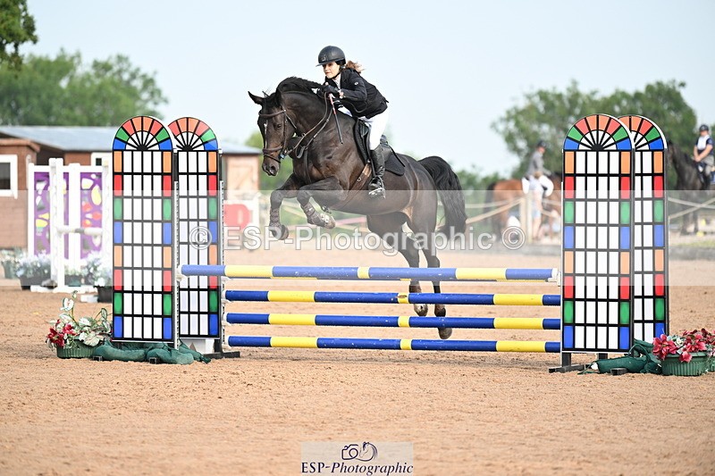 240801A-090648-00935 - Cls 1 British Novice and 90cm Open