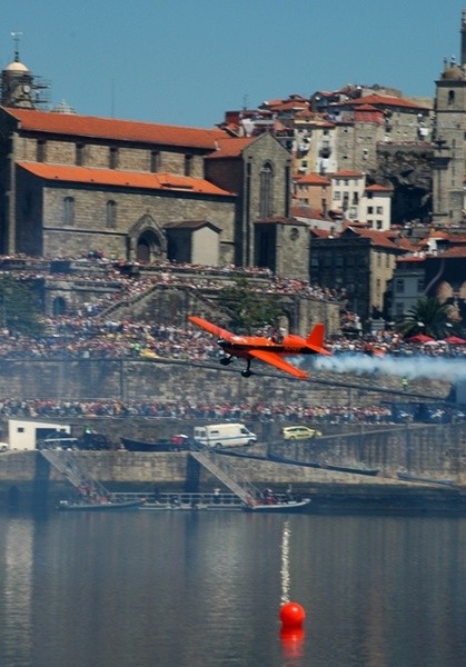 Orange Float - Red Bull Air Race I